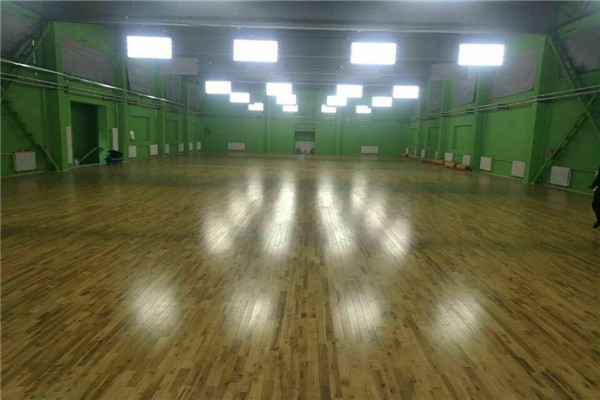 運動木地板北京通州西楊莊空氣動能羽毛球館成功案例
